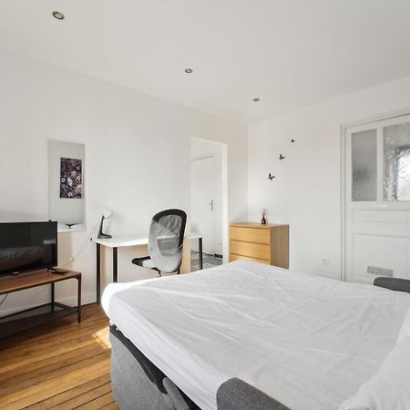 Budget Appart Avec Parking Au Centre-Ville Charleville-Mezieres Exterior photo